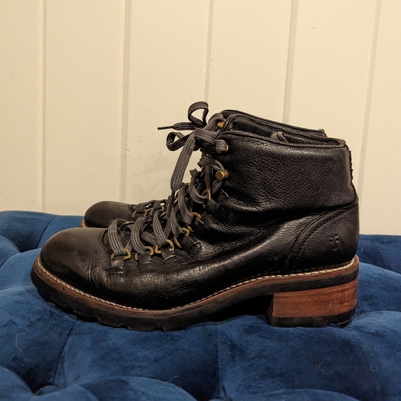 Women's Frye Leather Boots - Picture 4 of 9
